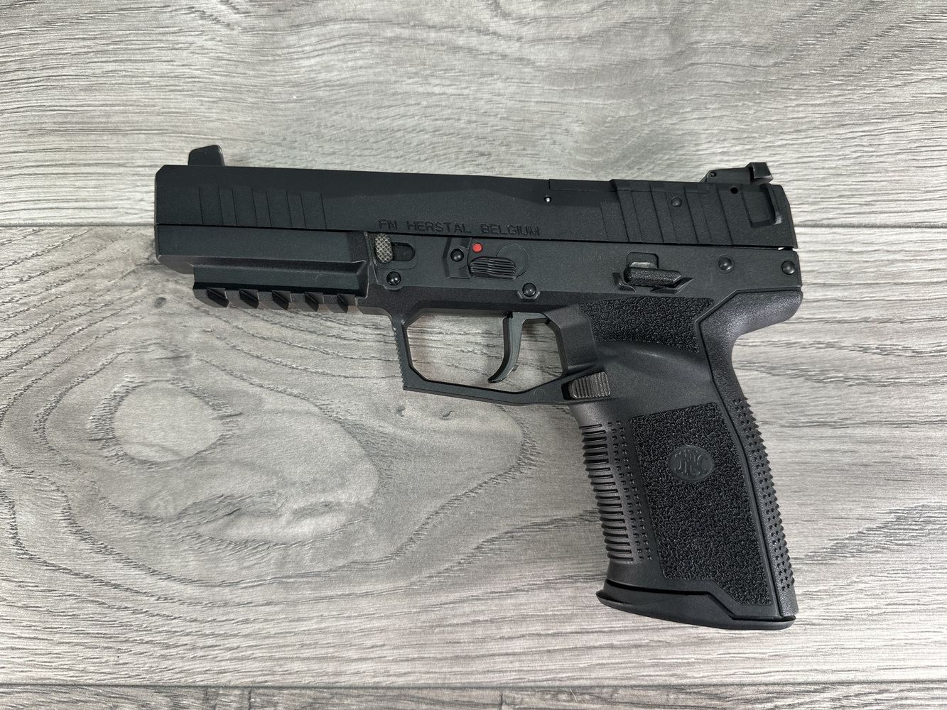 FN America Five-SeveN MRD MK3 5.7x28mm Semi-Auto Pistol -img-1