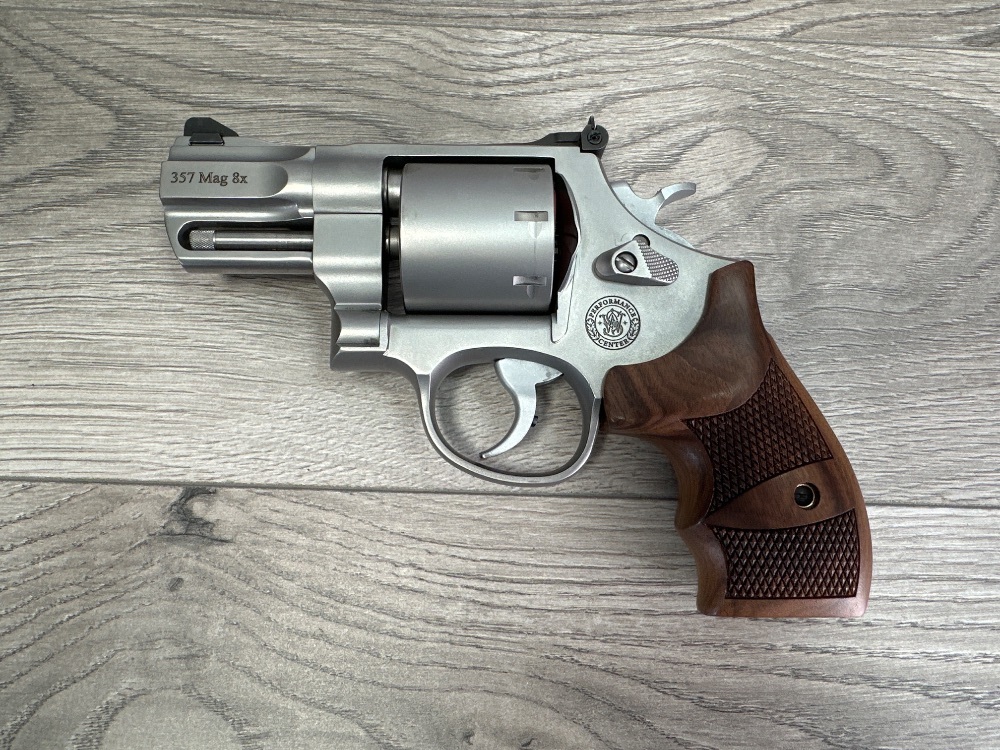 Smith & Wesson M627-5 Performance Center 357 MAG 2.625-inch barrel-img-6