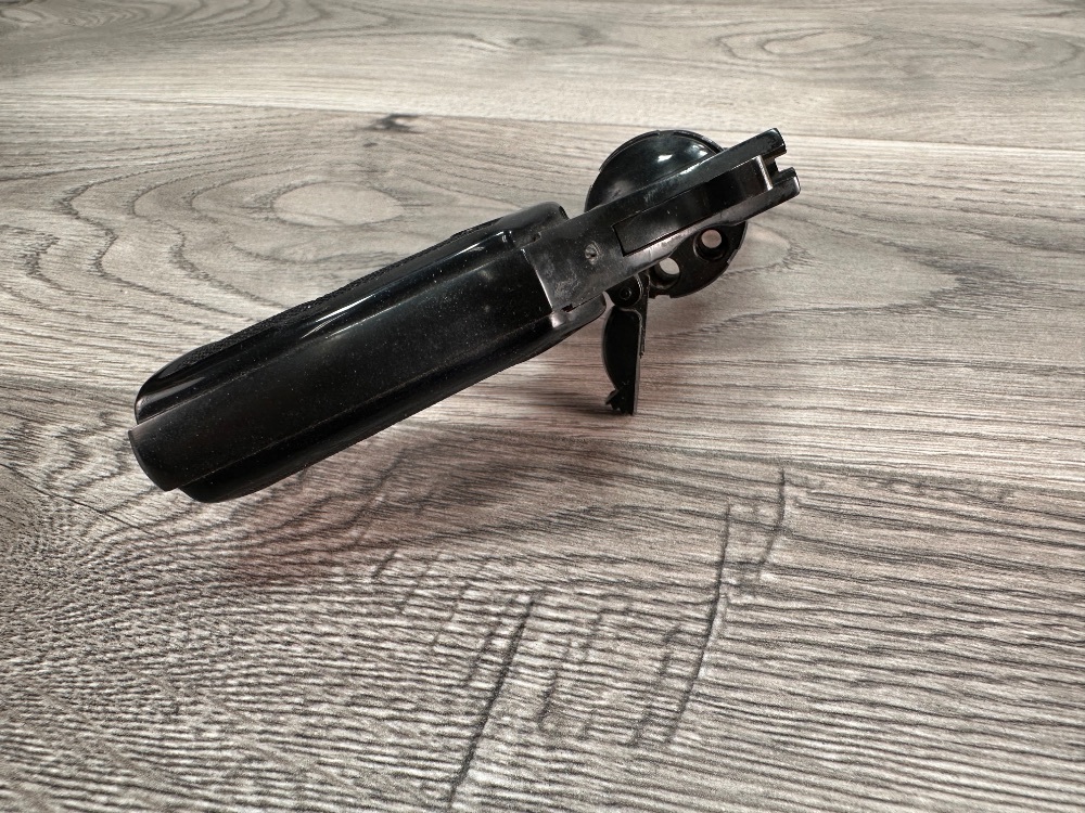 ROHM RG10 22 short revolver. For parts or repair.-img-1
