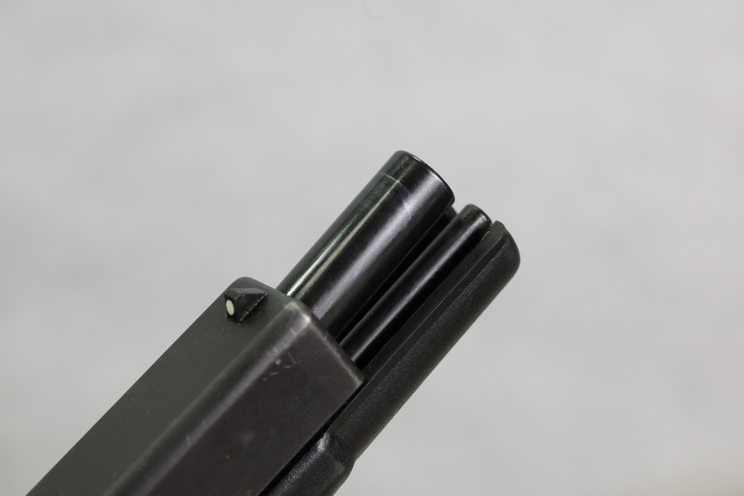 GLOCK 17 GEN 1 - Aug. 1986 , clean w/ case, manual, 2 magazines-img-6