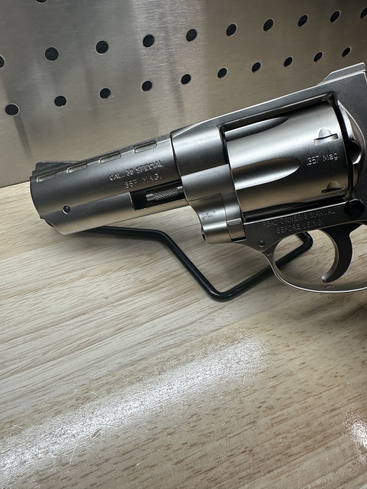 EUROPEAN AMERICAN ARMORY Windicator 770128 Nickel DA .357 Revolver -img-6