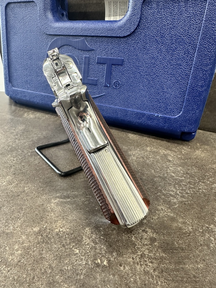 COLT CUSTOM 1911 GOVERNMENT 38 SUPER 5 INCH BARREL Semi Auto -img-3
