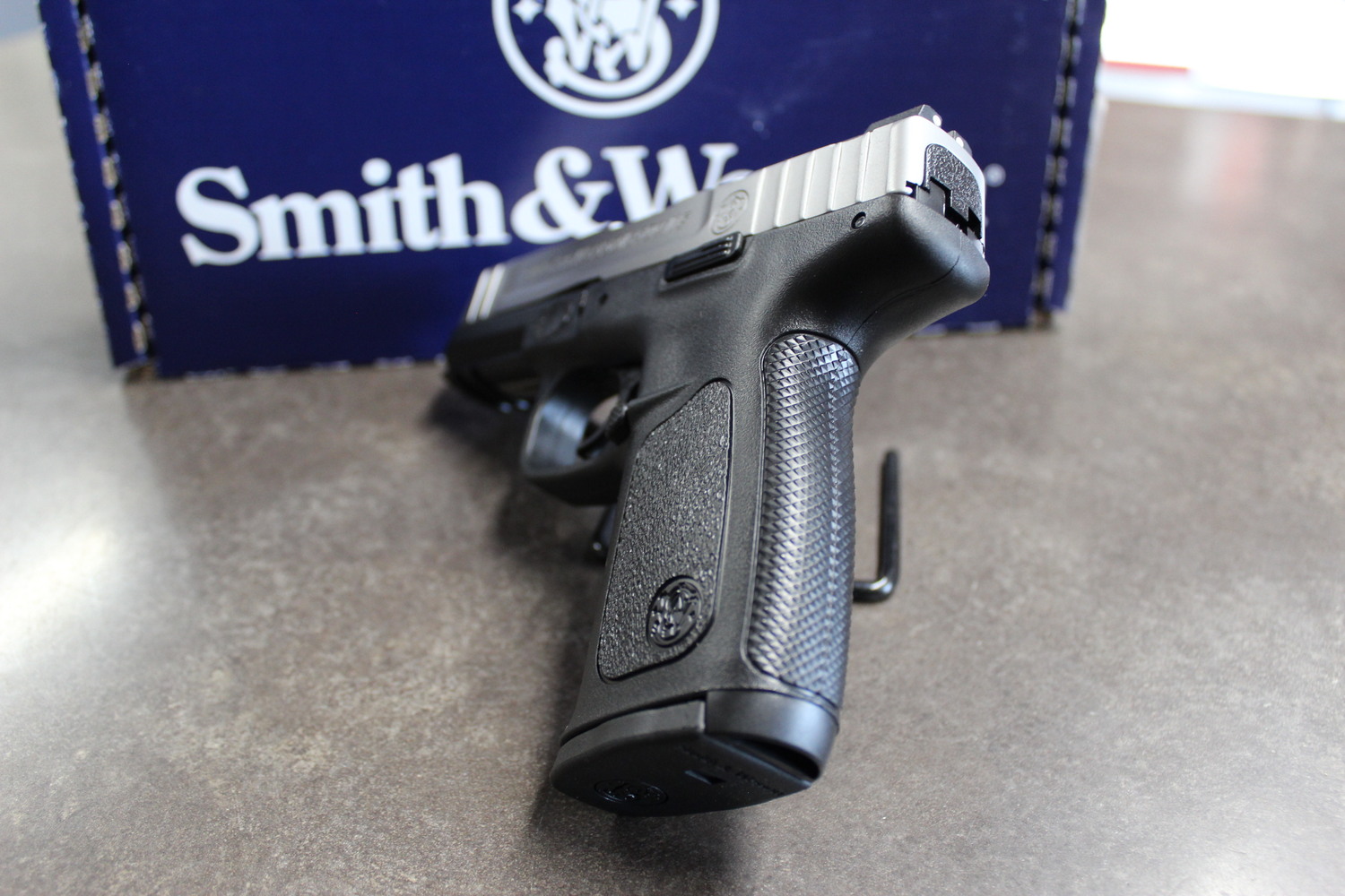 Smith & Wesson SD9 VE 9mm Semi Auto Pistol-img-2
