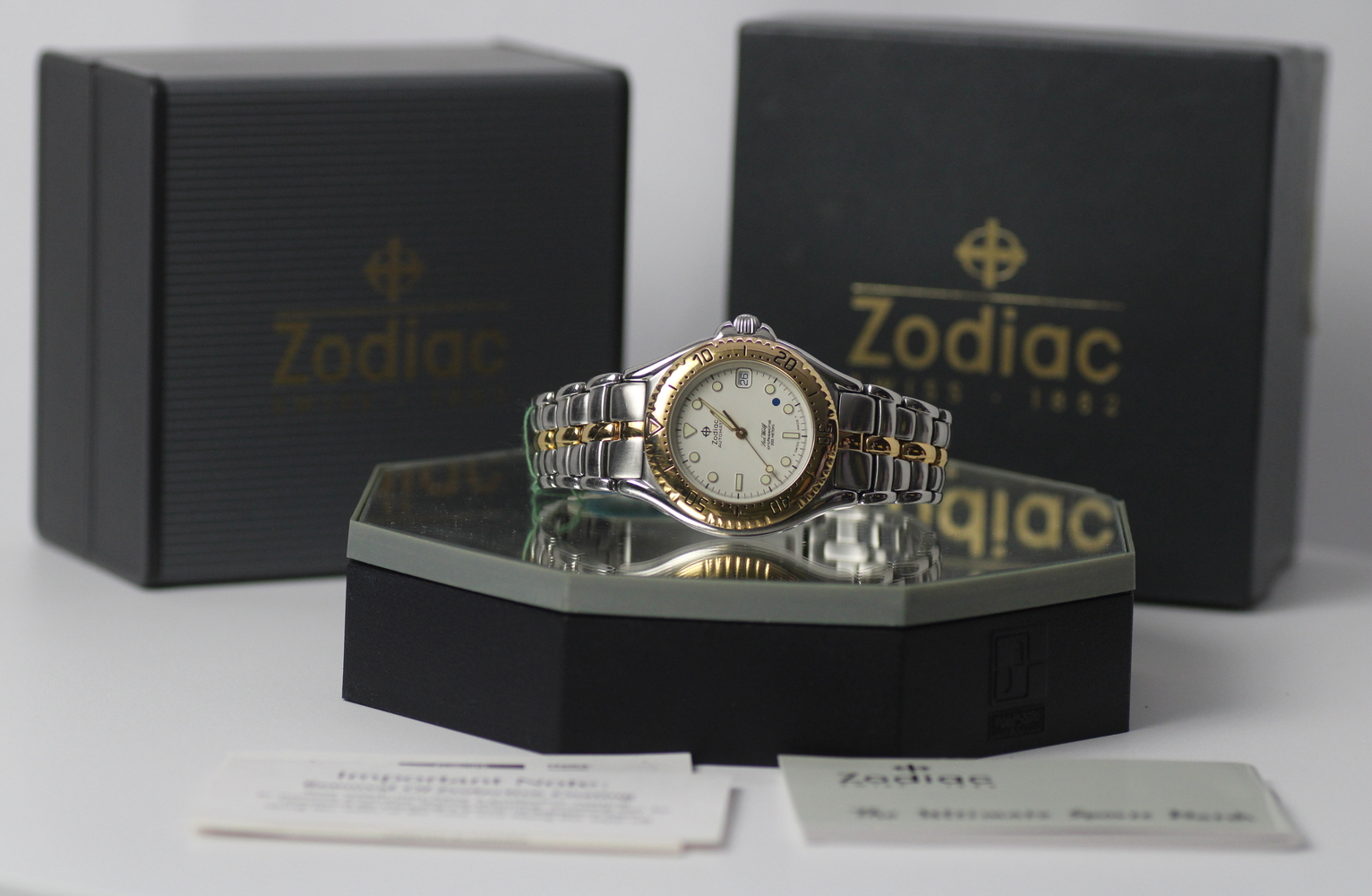 Zodiac Seawolf Two Tone Case # 506.56.48 in box, with spare links