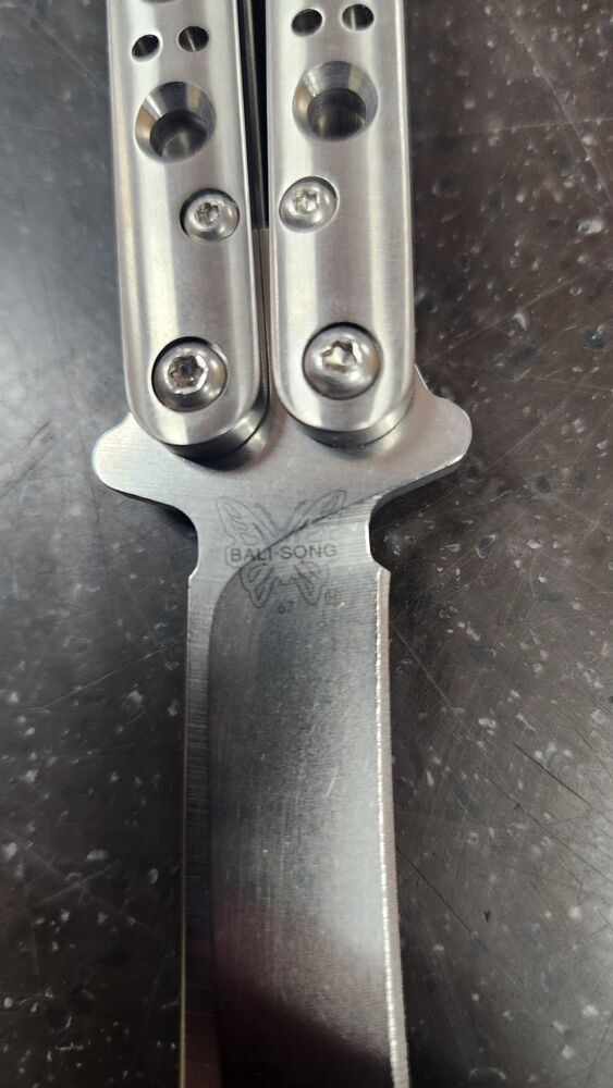 Benchmade Bali-Song 67, Tanto butterfly-img-2