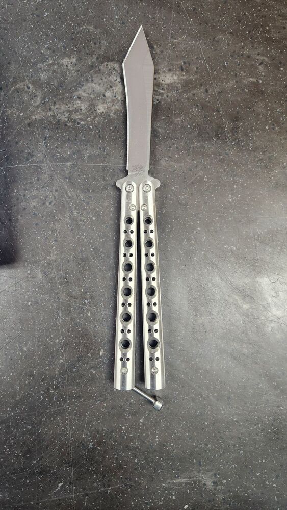 Benchmade Bali-Song 67, Tanto butterfly-img-3