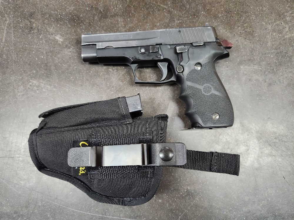 Sig Sauer P226 9mm-img-0