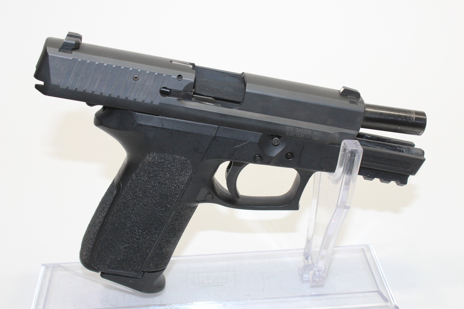 Sig Sauer SP2022 9mm Pistol 15+1 3.9 BBL Used-img-2