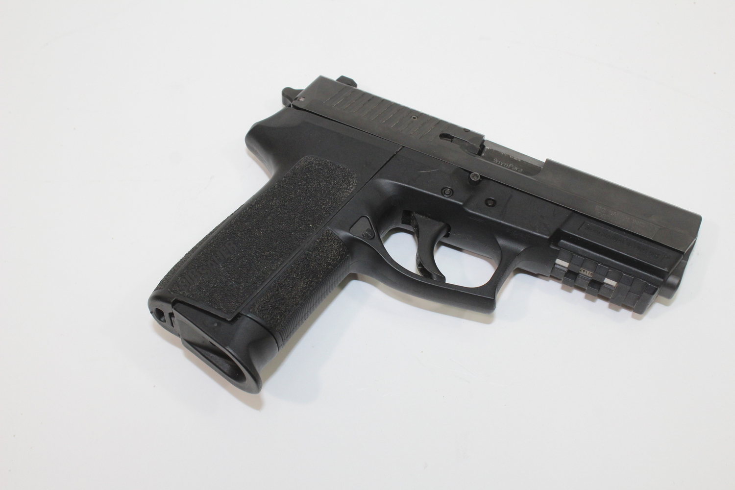 Sig Sauer SP2022 9mm Pistol 15+1 3.9 BBL Used-img-5