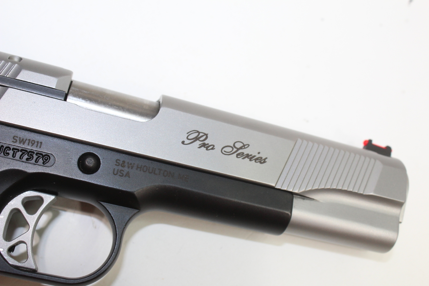Smith & Wesson Sw1911 Pro Semi-Auto 45 ACP -img-5