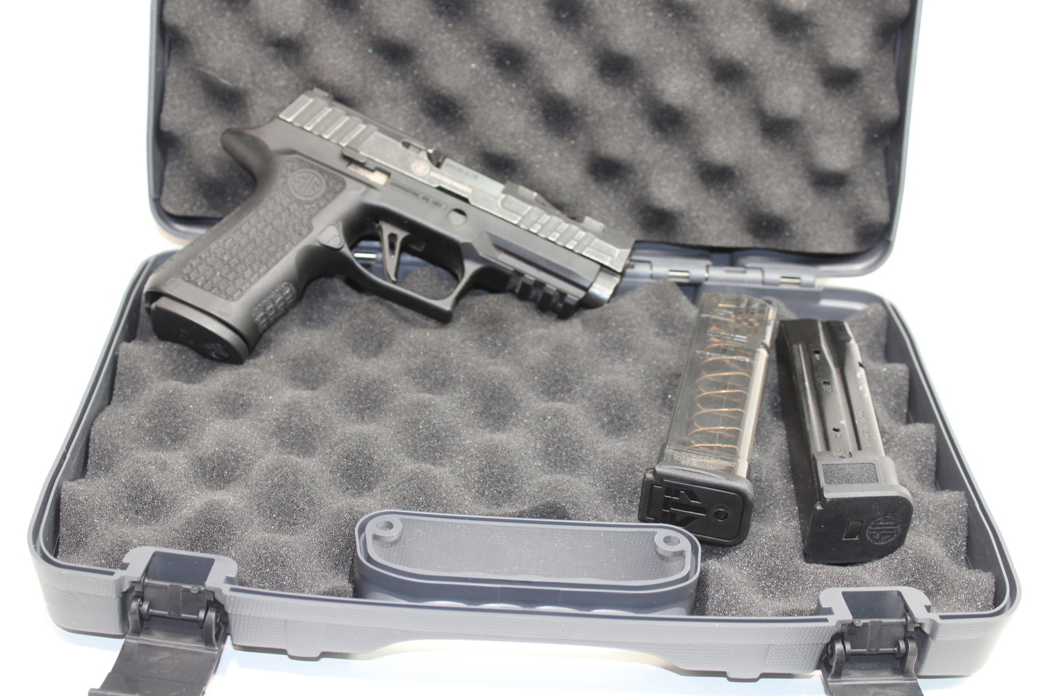 Sig Sauer P320v001 9mm 3.9" BBL 15+1 Original Box Used-img-0