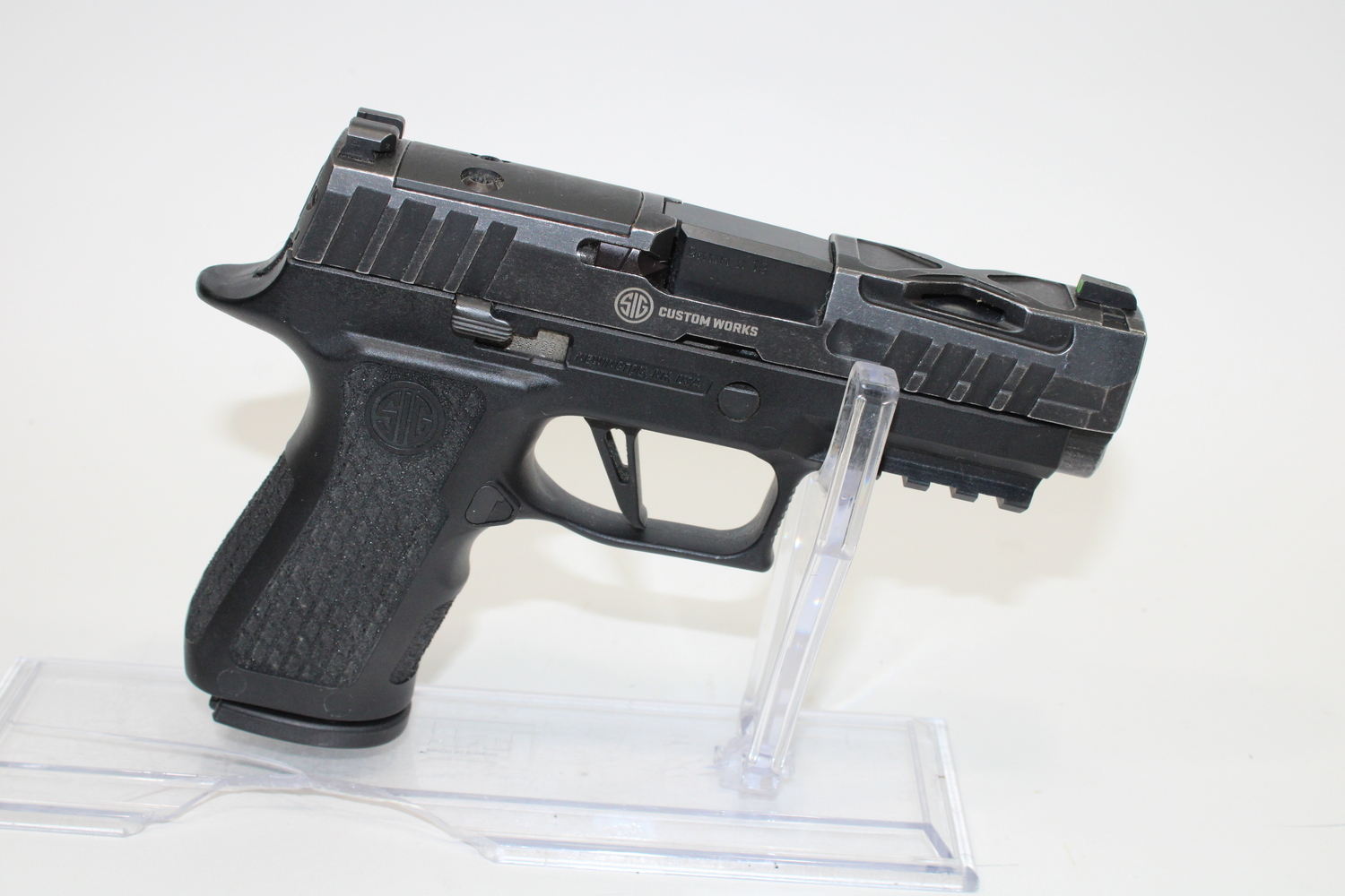 Sig Sauer P320v001 9mm 3.9" BBL 15+1 Original Box Used-img-2