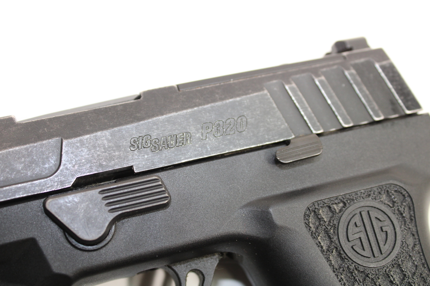 Sig Sauer P320v001 9mm 3.9" BBL 15+1 Original Box Used-img-5