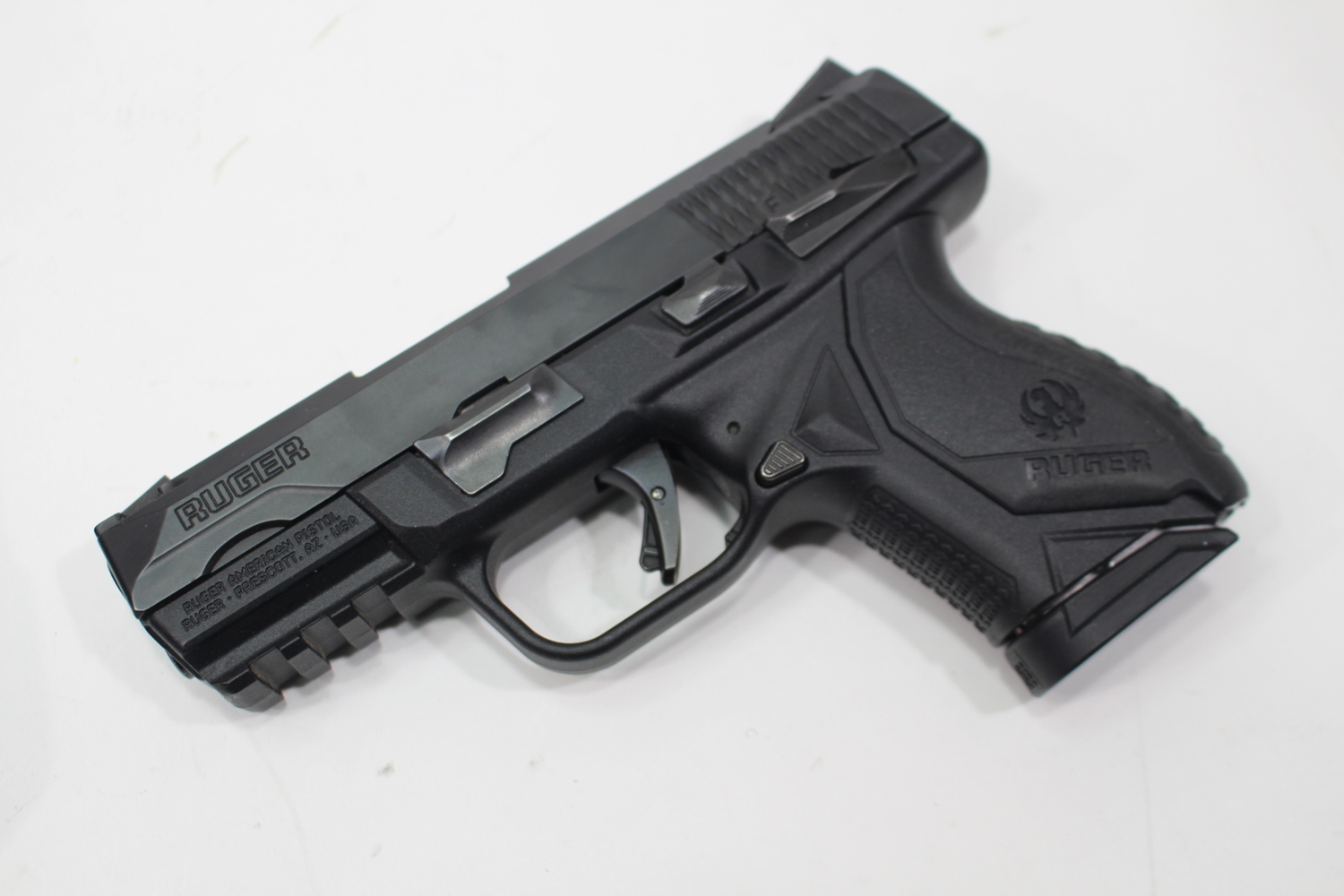 Ruger American 9mm In Org Case 2 mag 17+1 and 12+1 3.8" BBL USED-img-3