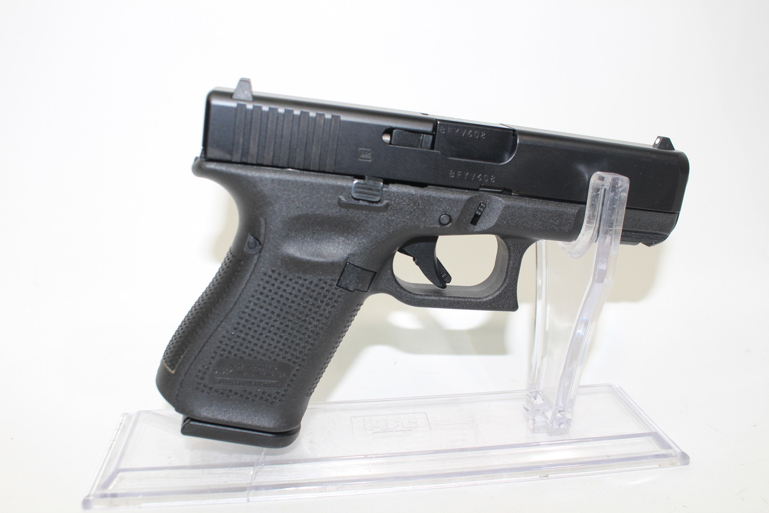 Glock 19 Gen 5 9mm 15+1 3 Mags 4'' BBL USED-img-0