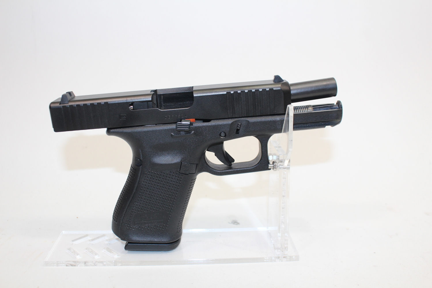 Glock 19 V 9mm V-Series 4.02 Marksman BBL (3) 15rd Mags Original Box Used-img-5