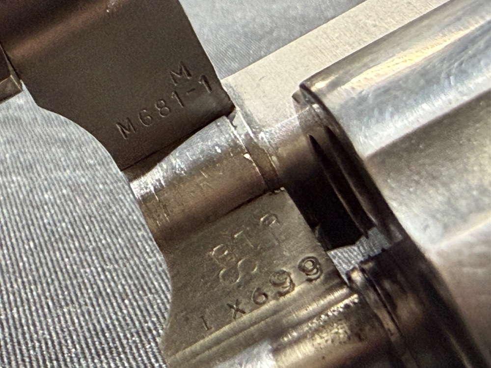 Smith & Wesson Model 681-1 .357 Magnum – Apparent Canadian LE DAO Trade-In -img-3