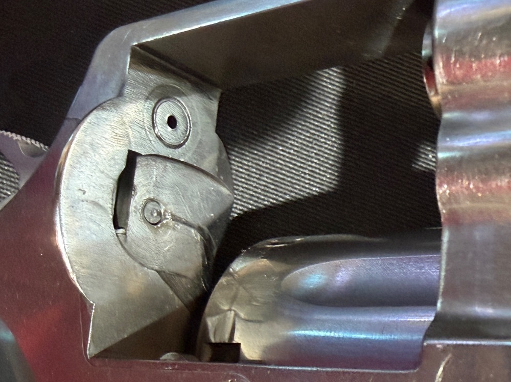 Smith & Wesson Model 681-1 .357 Magnum – Apparent Canadian LE DAO Trade-In -img-4
