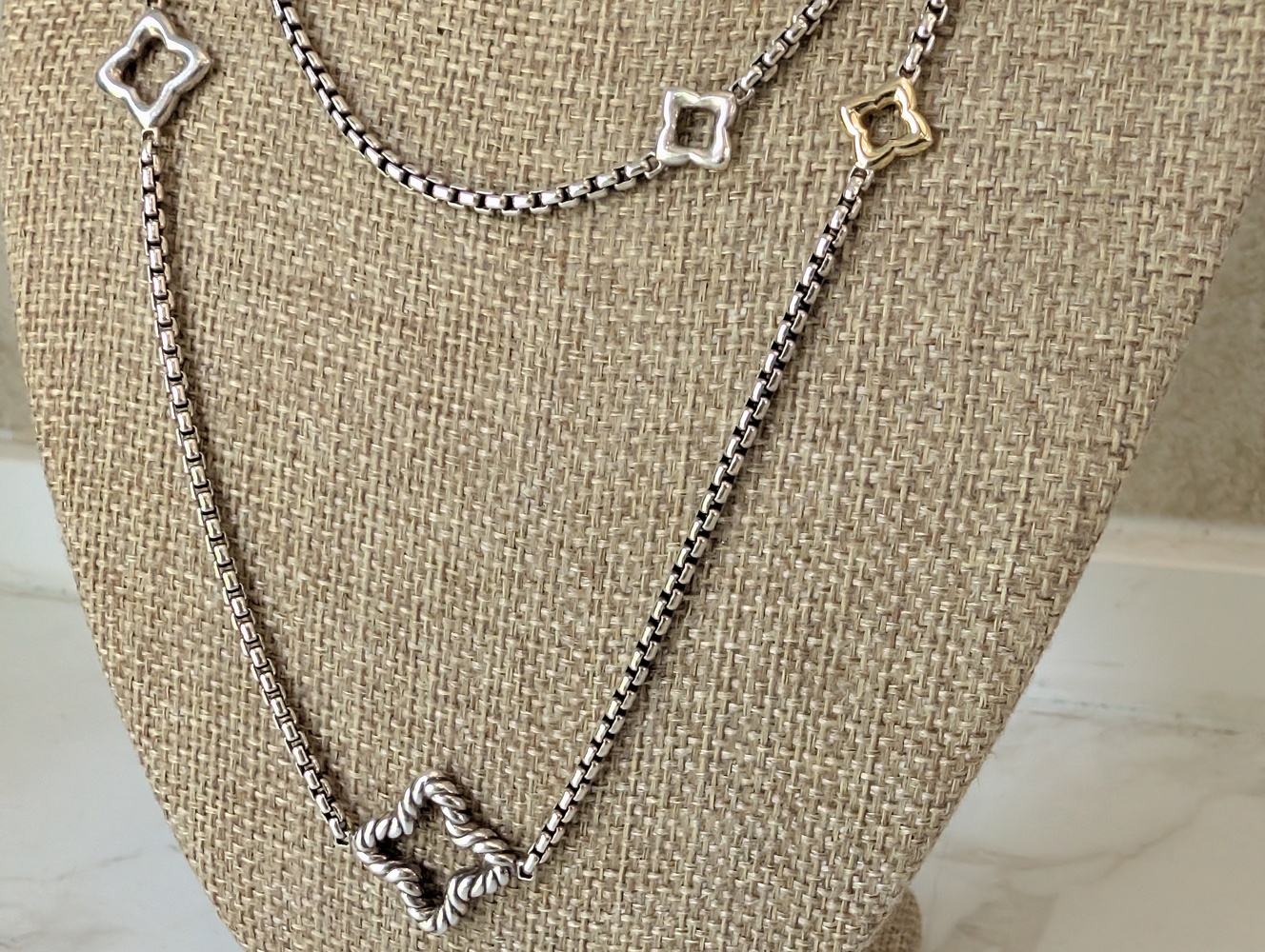 David Yurman 36″ Sterling and 14k Yellow Gold Quatrefoil Necklace (32013206)