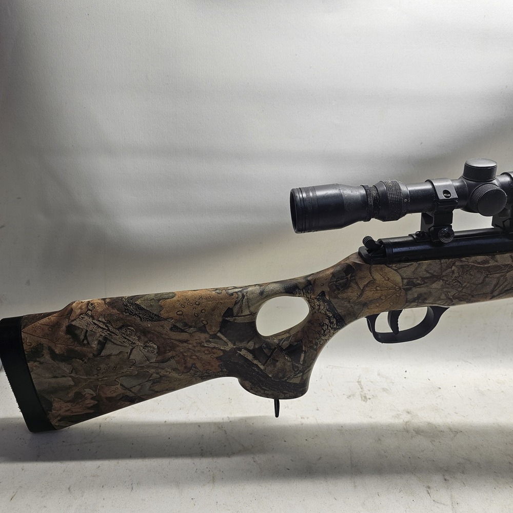 WINCHESTER 1400CS .177 PELLET RIFLE W/ BIPOD AND SCOPE -img-1