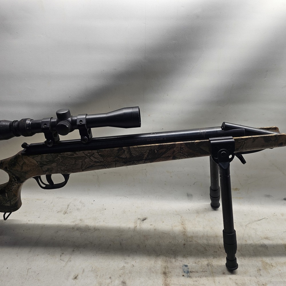 WINCHESTER 1400CS .177 PELLET RIFLE W/ BIPOD AND SCOPE -img-2