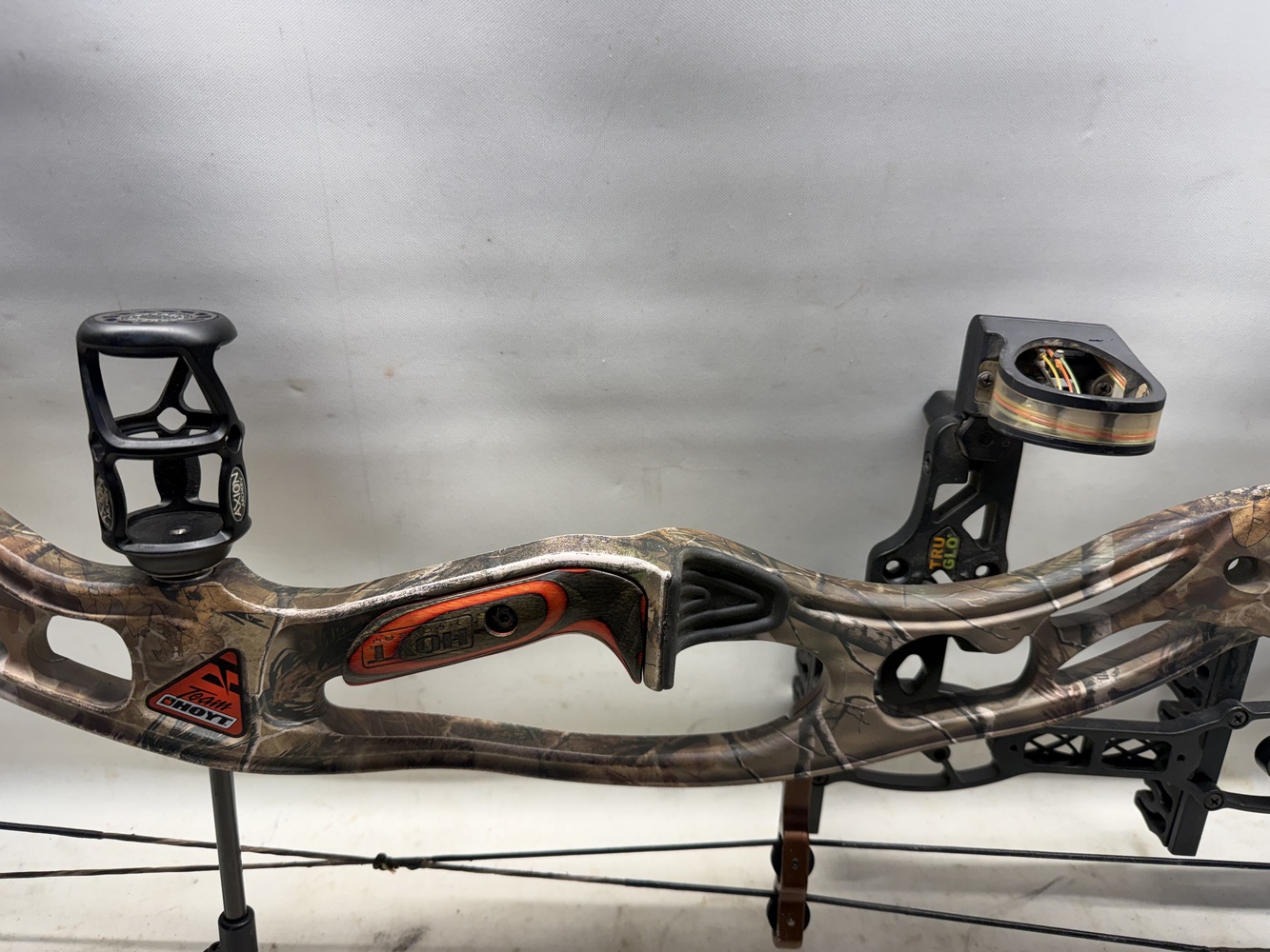 HOYT RAMPAGE COMPOUND BOW-img-2