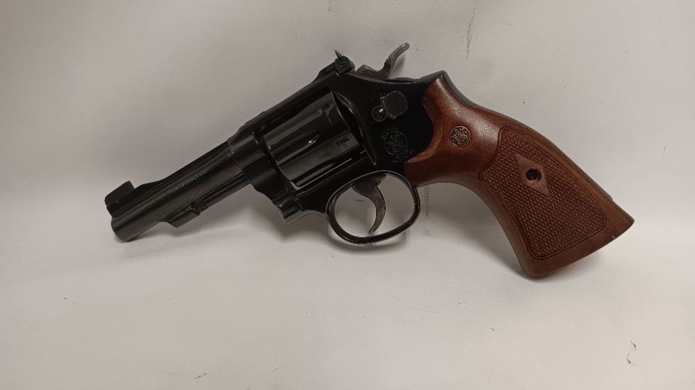 SMITH & WESSON 48-7 REVOLVER 22 MAG-img-1