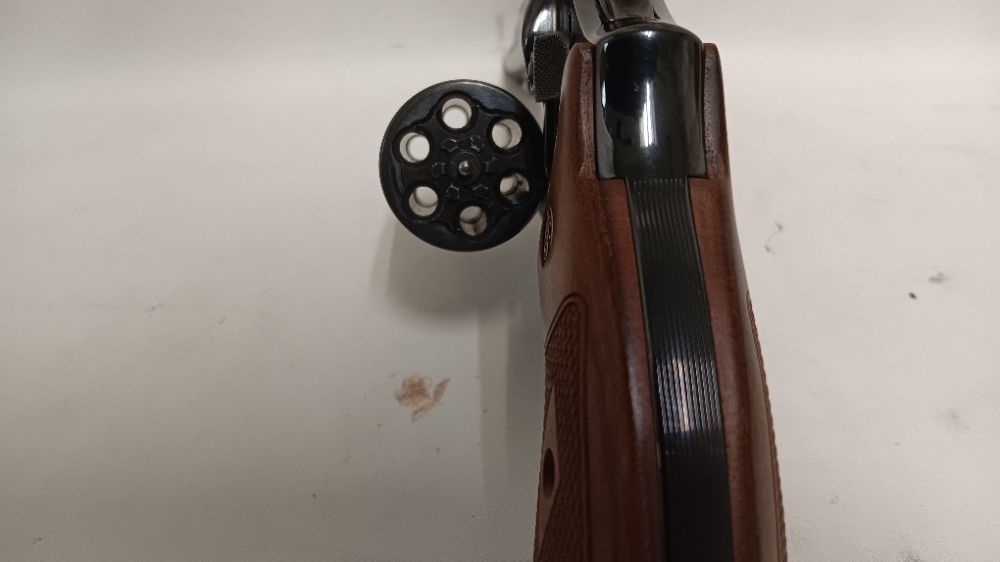 SMITH & WESSON 48-7 REVOLVER 22 MAG-img-2