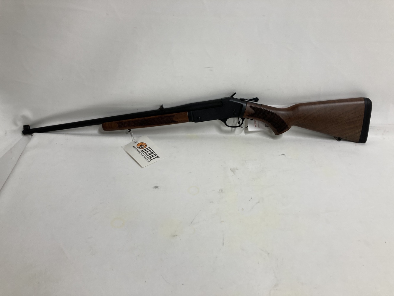 HENRY REPEATING ARMS H015-223 chambered in 223 rem/5.56 nato-img-1