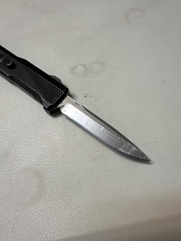 BENCHMADE 4600 OTF KNIFE - BLACK-img-3