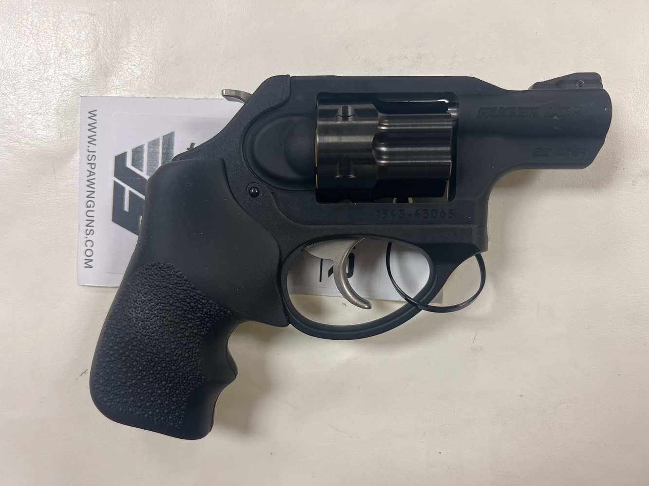 RUGER LCR 22 MAG-img-0