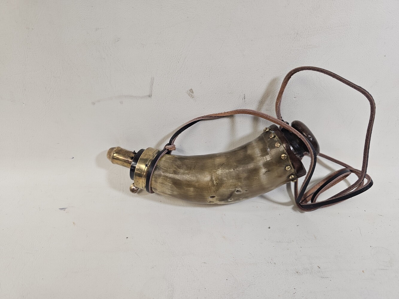 DIXON & SONS BLACK POWDER HORN FLASK-img-1