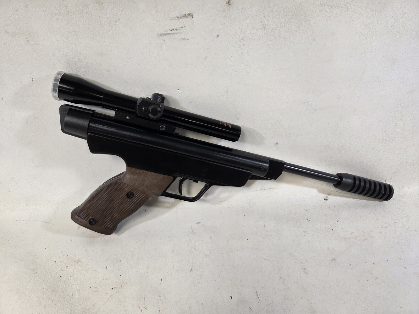 Vintage Diana RWS 5G 177/4.5mm AIR PISTOL-img-0