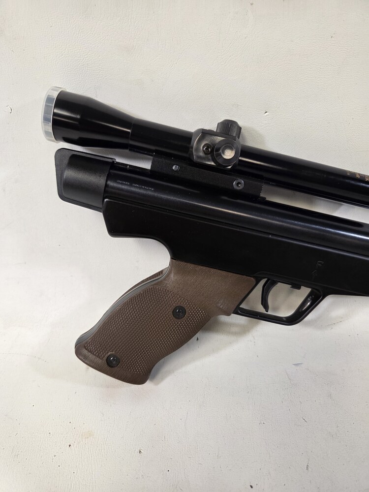 Vintage Diana RWS 5G 177/4.5mm AIR PISTOL-img-1