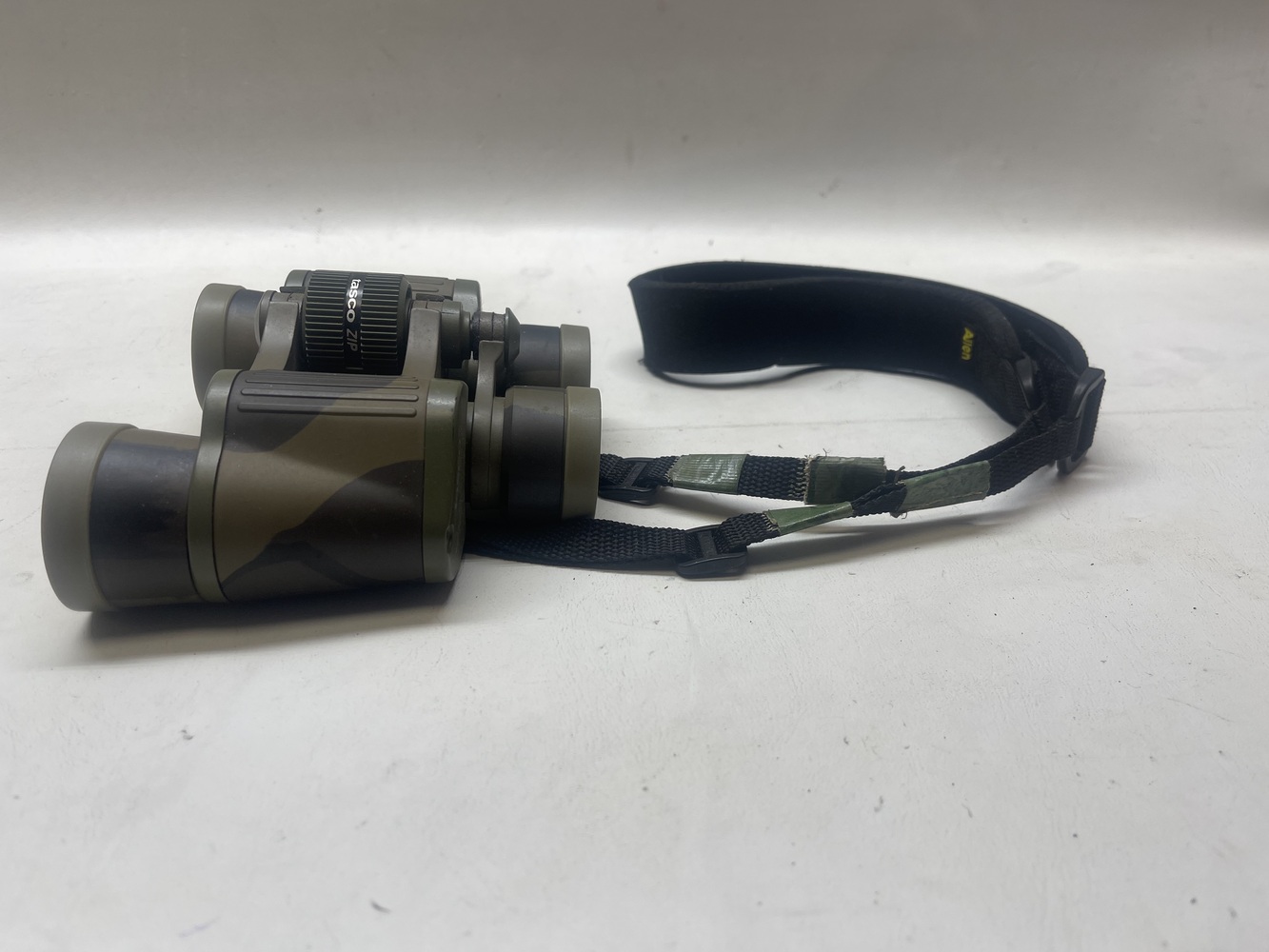 Tasco Zip Focus 7X35MM Binoculars-img-1