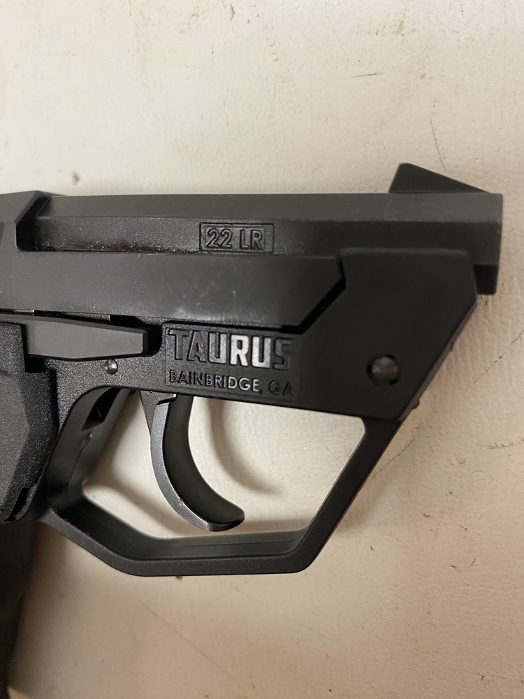 TAURUS 22TUC-img-2