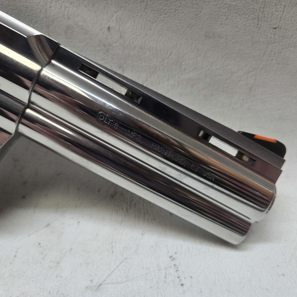 COLTS MFG  PYTHON 357 STAINLESS REVOLVER CHAMBERED IN 357 MAG-img-3