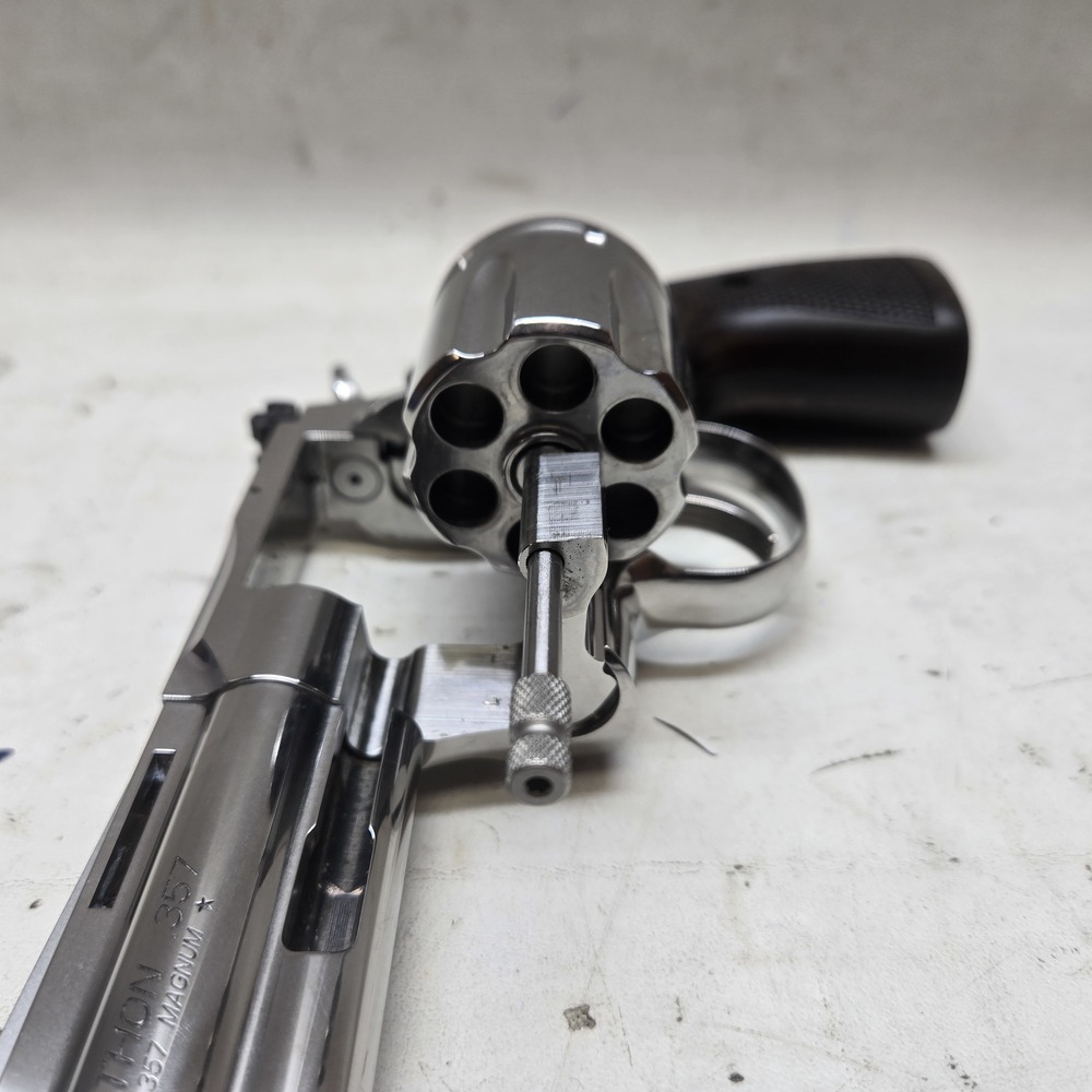 COLTS MFG  PYTHON 357 STAINLESS REVOLVER CHAMBERED IN 357 MAG-img-6