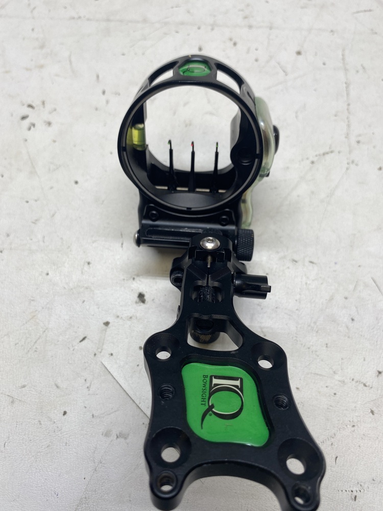 BEAR APPRENTICE III COMPOUND BOW-img-4
