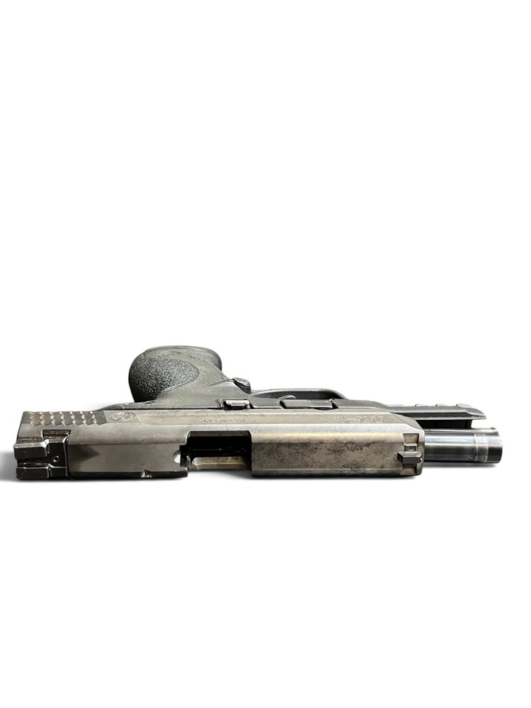 Smith and Wesson MP 40-img-1