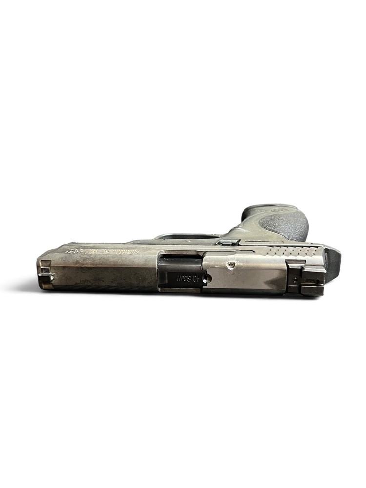 Smith and Wesson MP 40-img-3
