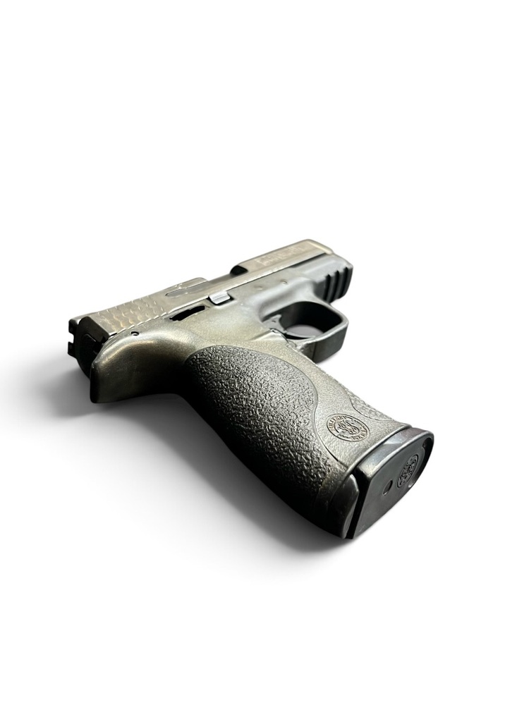 Smith and Wesson MP 40-img-5