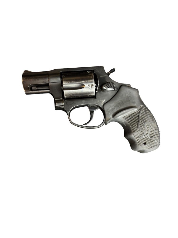 Taurus 85 .38 SPL. Snub Nose Special-img-1