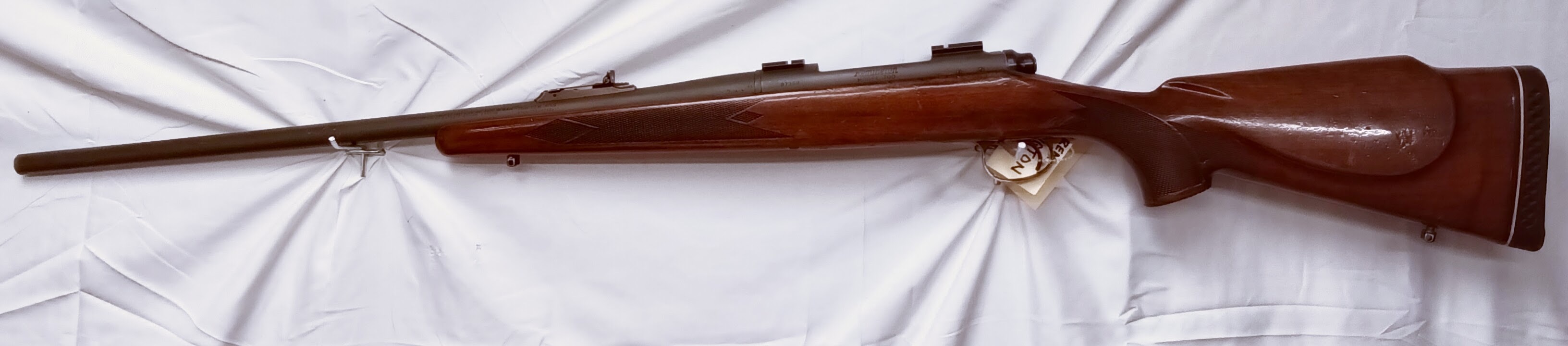 Remington 700 ADL – 7mm Remington Magnum – Classic Bolt-Action Hunting Rifl-img-1