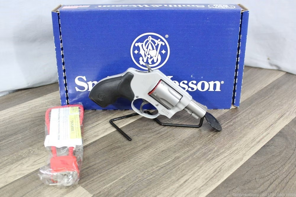 NIB SMITH & WESSON 637 AIRWEIGHT REVOLVER, .38 SPL, 1.875",5 RND,163050-img-1