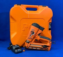 Passlode 16Ga Lithium Ion Cordless Gas Nailgun W/Charger And Case