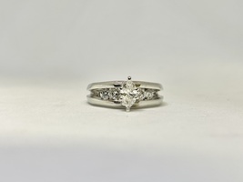  Ladies .60CTW Marquis Diamond 14k White Gold Engagement Ring Size 6
