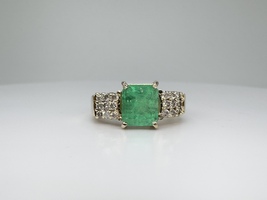  Ladies 2.5 CT Emerald & 1/2ct Diamond 14k Yellow Gold Ring Size 10