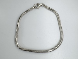  Ladies Sterling Silver 7.5" Charm Bracelet (Pandora Style)