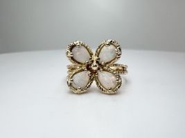  Ladies Opal 14k Yellow Gold Birthstone Ring Size 6.5